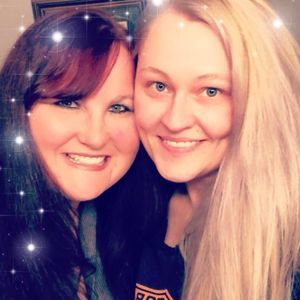 Meet your Posher, Claudia